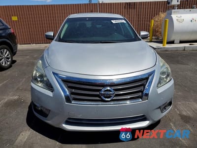 Piąte zdjęcie samochodu w środku: 2015 NISSAN ALTIMA 2.5 SL VIN:1N4AL3AP0FN893880 - miniatura