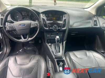 Zdjęcie 9 z 10 samochodu: 2015 FORD FOCUS TITANIUM VIN:1FADP3J23FL312020 - miniatura