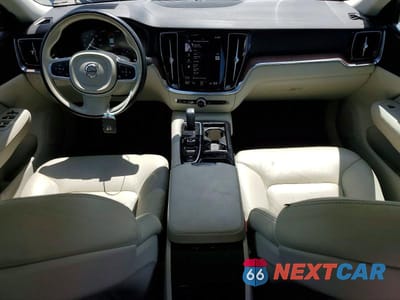 Zdjęcie 8 z 12 samochodu: 2021 VOLVO S60 T8 RECHARGE R-DESIGN VIN:7JRBR0FZ3MG122743 - miniatura