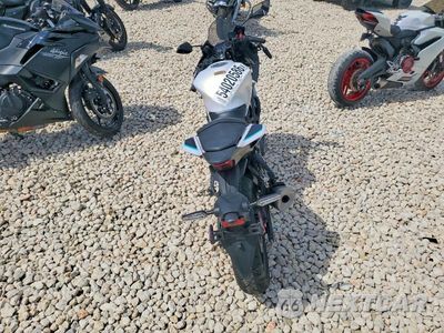 Zdjęcie 6 z 8 samochodu: 2025 YAMAHA YFZ320 A VIN:MH3RH25E3SK004374 - miniatura