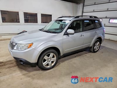 2010 SUBARU FORESTER 2.5X PREMIUM JF2SH6CC2AH746755 - główne zdjęcie licytacji z USA - miniatura
