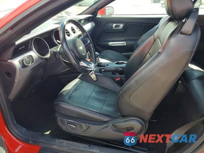 Zdjęcie 7 z 12 samochodu: 2018 FORD MUSTANG VIN:1FATP8UH6J5110133 - miniatura