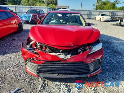 Piąte zdjęcie samochodu w środku: 2024 TOYOTA CAMRY LE VIN:4T1C11AK8RU190311 - miniatura