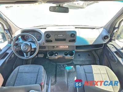 Zdjęcie 9 z 10 samochodu: 2021 MERCEDES-BENZ SPRINTER 2500 VIN:W1Y40CHY8MT061965 - miniatura