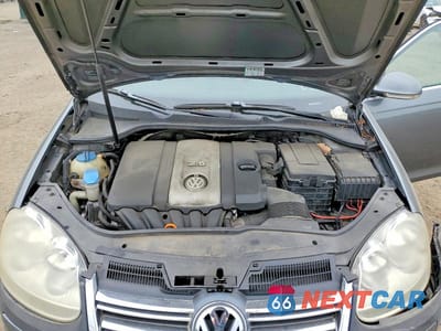Zdjęcie 11 z 12 samochodu: 2008 VOLKSWAGEN JETTA SE VIN:3VWRM71K08M028892 - miniatura