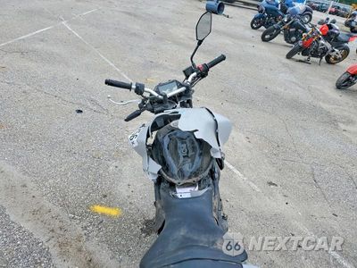 Zdjęcie 6 z 9 samochodu: 2025 YAMAHA MT-03 VIN:MH3RH28E3SK002538 - miniatura
