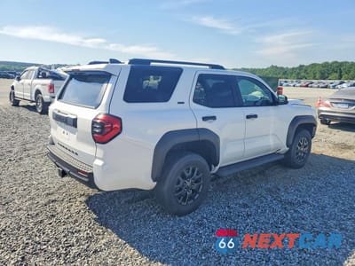 Trzecie zdjęcie samochodu z tyłu: 2025 TOYOTA 4RUNNER SR5 VIN:JTEVA5BR1S5039144 - miniatura