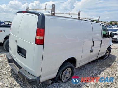 Trzecie zdjęcie samochodu z tyłu: 2017 CHEVROLET EXPRESS G2500 VIN:1GCWGAFF8H1139077 - miniatura