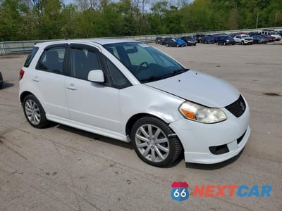Czwarte zdjęcie samochodu z boku: 2013 SUZUKI SX4 VIN:JS2YA5A51D6100172 - miniatura