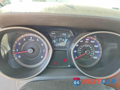 Zdjęcie 9 z 13 samochodu: 2014 HYUNDAI ELANTRA SE VIN:5NPDH4AE3EH481609 - miniatura