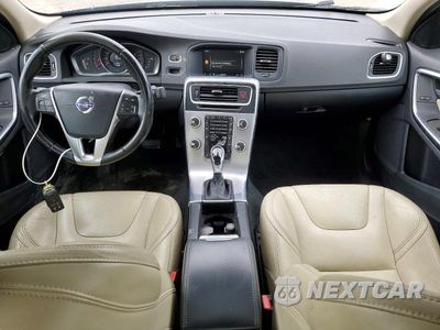 Zdjęcie 8 z 13 samochodu: 2017 VOLVO S60 DYNAMIC VIN:YV140MTL6H2436134 - miniatura
