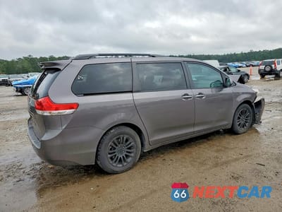 Trzecie zdjęcie samochodu z tyłu: 2012 TOYOTA SIENNA XLE 8-PASSENGER VIN:5TDYK3DC5CS192472 - miniatura