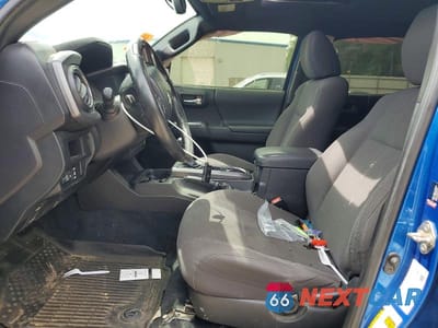 Zdjęcie 7 z 12 samochodu: 2016 TOYOTA TACOMA TRD SPORT VIN:5TFCZ5AN0GX029252 - miniatura