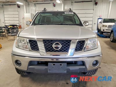 Piąte zdjęcie samochodu w środku: 2011 NISSAN FRONTIER S VIN:1N6AD0EV9BC443033 - miniatura