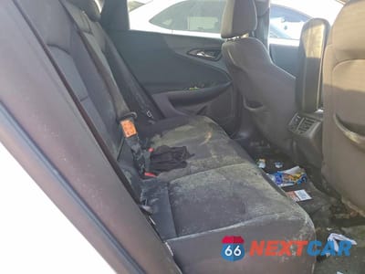 Zdjęcie 10 z 12 samochodu: 2018 CHEVROLET MALIBU LT VIN:1G1ZD5ST1JF170973 - miniatura