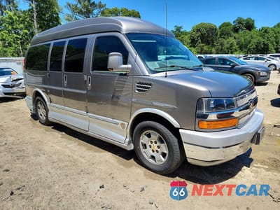 Czwarte zdjęcie samochodu z boku: 2011 CHEVROLET EXPRESS G1500 3LT VIN:1GBSGDC48B1125758 - miniatura