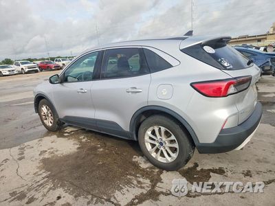 Drugie zdjęcie samochodu z przodu: 2020 FORD ESCAPE SE VIN:1FMCU0G62LUC68813 - miniatura