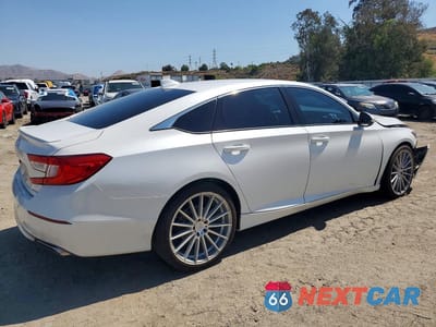 Trzecie zdjęcie samochodu z tyłu: 2018 HONDA ACCORD SPORT VIN:1HGCV1F35JA170177 - miniatura