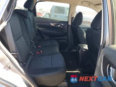 Zdjęcie 10 z 12 samochodu: 2018 NISSAN ROGUE SV VIN:KNMAT2MT8JP606148 - miniatura