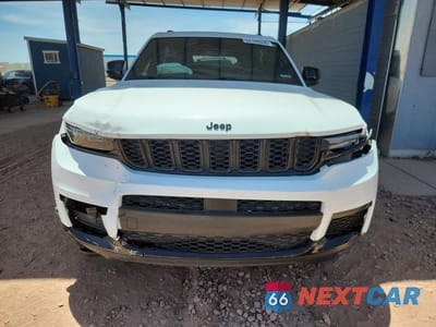 Piąte zdjęcie samochodu w środku: 2024 JEEP GRAND CHEROKEE L LAREDO VIN:1C4RJKAGXR8546217 - miniatura