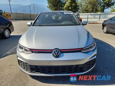 Piąte zdjęcie samochodu w środku: 2023 VOLKSWAGEN GTI SE VIN:WVW3A7CD9PW175873 - miniatura
