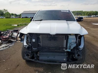 Piąte zdjęcie samochodu w środku: 2021 RAM 1500 LARAMIE VIN:1C6SRFJT9MN680300 - miniatura