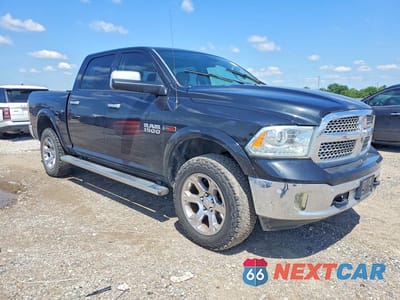 Czwarte zdjęcie samochodu z boku: 2016 RAM 1500 LARAMIE VIN:1C6RR7NM4GS212178 - miniatura