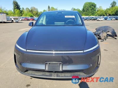 Piąte zdjęcie samochodu w środku: 2026 TESLA MODEL Y VIN:7SAYGDEE1TF400622 - miniatura