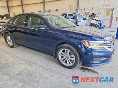 Czwarte zdjęcie samochodu z boku: 2021 VOLKSWAGEN PASSAT S VIN:1VWAA7A38MC014085 - miniatura