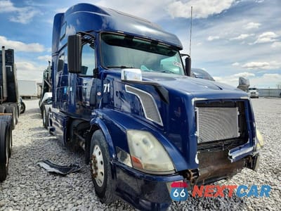 2012 VOLVO VN VNL 4V4NC9EJ1CN543498 - główne zdjęcie licytacji z USA - miniatura