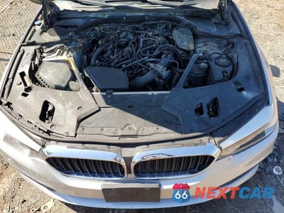 Zdjęcie 11 z 12 samochodu: 2017 BMW 530 XI VIN:WBAJA7C38HWA70435 - miniatura