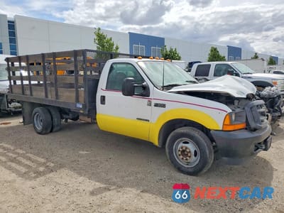 Czwarte zdjęcie samochodu z boku: 2001 FORD F350 SUPER DUTY VIN:1FDWF36F11EC20267 - miniatura
