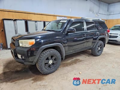 2010 TOYOTA 4RUNNER SR5 JTEBU5JR4A5030769 - główne zdjęcie licytacji z USA - miniatura
