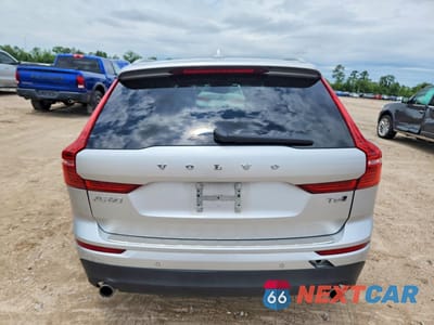 Zdjęcie 6 z 12 samochodu: 2021 VOLVO XC60 T6 MOMENTUM VIN:YV4A22RK9M1700725 - miniatura