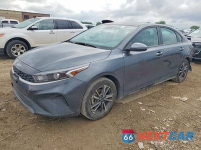 2024 KIA FORTE LXS 3KPF24AD5RE713137 - główne zdjęcie licytacji z USA - miniatura