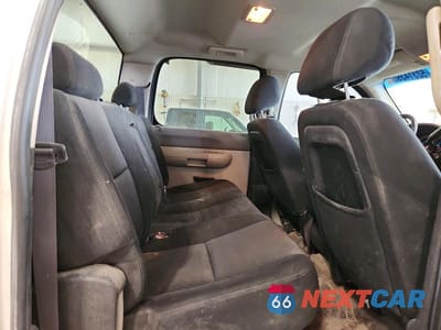 Zdjęcie 10 z 12 samochodu: 2011 CHEVROLET SILVERADO K2500 HEAVY DUTY VIN:1GC1KVCG0BF240654 - miniatura