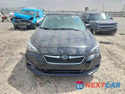 Piąte zdjęcie samochodu w środku: 2017 SUBARU IMPREZA VIN:4S3GTAA61H3710260 - miniatura