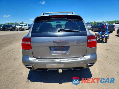 Zdjęcie 6 z 13 samochodu: 2008 PORSCHE CAYENNE VIN:WP1AA29P18LA25804 - miniatura