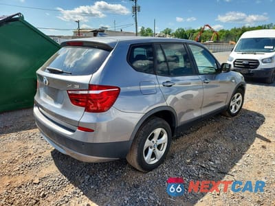 Trzecie zdjęcie samochodu z tyłu: 2011 BMW X3 XDRIVE28I VIN:5UXWX5C5XBL712364 - miniatura