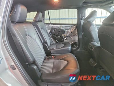 Zdjęcie 11 z 14 samochodu: 2025 TOYOTA HIGHLANDER XSE VIN:5TDKDRBH8SS581770 - miniatura