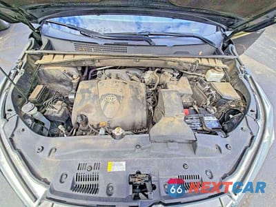 Zdjęcie 7 z 14 samochodu: 2019 TOYOTA HIGHLANDER XLE VIN:5TDJZRFH6KS604292 - miniatura