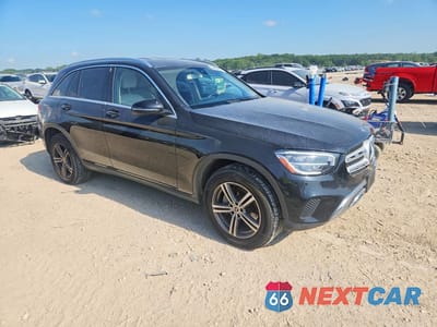 Czwarte zdjęcie samochodu z boku: 2020 MERCEDES-BENZ GLC 300 4MATIC VIN:WDC0G8EB9LF709848 - miniatura