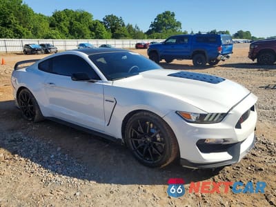 Czwarte zdjęcie samochodu z boku: 2017 FORD MUSTANG SHELBY GT350 VIN:1FA6P8JZXH5523533 - miniatura