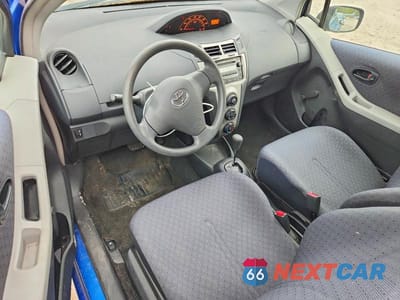Zdjęcie 8 z 12 samochodu: 2010 TOYOTA YARIS BASE VIN:JTDJT4K38A5289353 - miniatura
