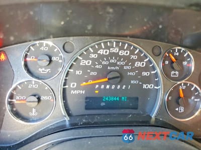 Zdjęcie 9 z 13 samochodu: 2008 CHEV EXPRESS G1500 VIN:1GCFG15X281104707 - miniatura
