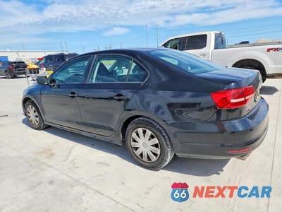 Drugie zdjęcie samochodu z przodu: 2015 VOLKSWAGEN JETTA BASE VIN:3VW2K7AJ4FM342556 - miniatura