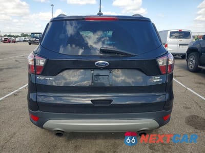 Zdjęcie 6 z 13 samochodu: 2018 FORD ESCAPE SE VIN:1FMCU9GD6JUA58909 - miniatura