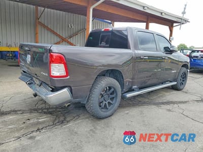 Trzecie zdjęcie samochodu z tyłu: 2019 RAM 1500 BIG HORN VIN:1C6RRFFG5KN749832 - miniatura