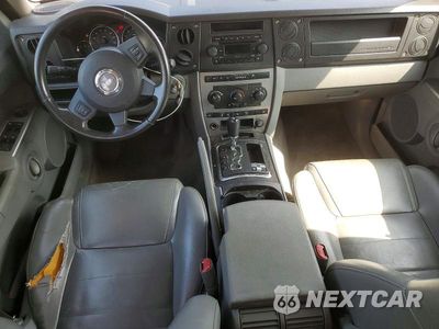 Zdjęcie 8 z 13 samochodu: 2006 JEEP COMMANDER VIN:1J8HG48N76C364079 - miniatura
