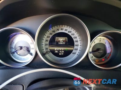 Zdjęcie 9 z 13 samochodu: 2013 MERCEDES-BENZ C 250 VIN:WDDGF4HB3DA848762 - miniatura